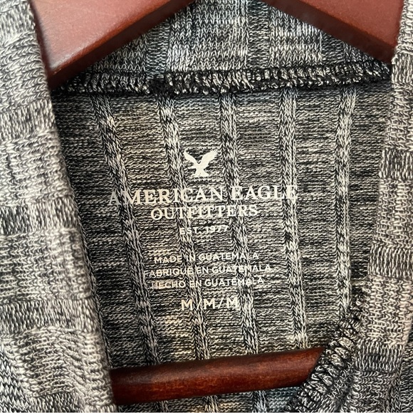 American Eagle Cold Shoulder Long Sleeve Top Size Medium - Picture 2 of 9